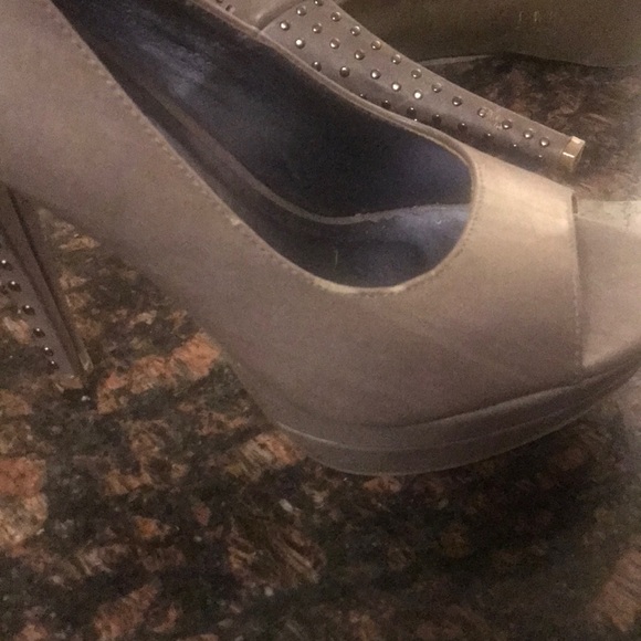 JUST FAB Stylish high heel platform shoes - Picture 8 of 8